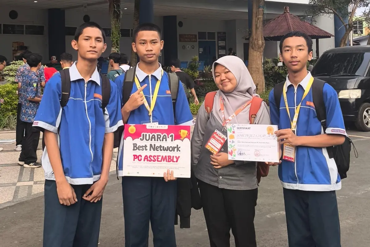Mantap, Tim RPL SMK PGRI 3 Malang Raih Juara Best Network dalam Ajang Play IT Polinema 2026