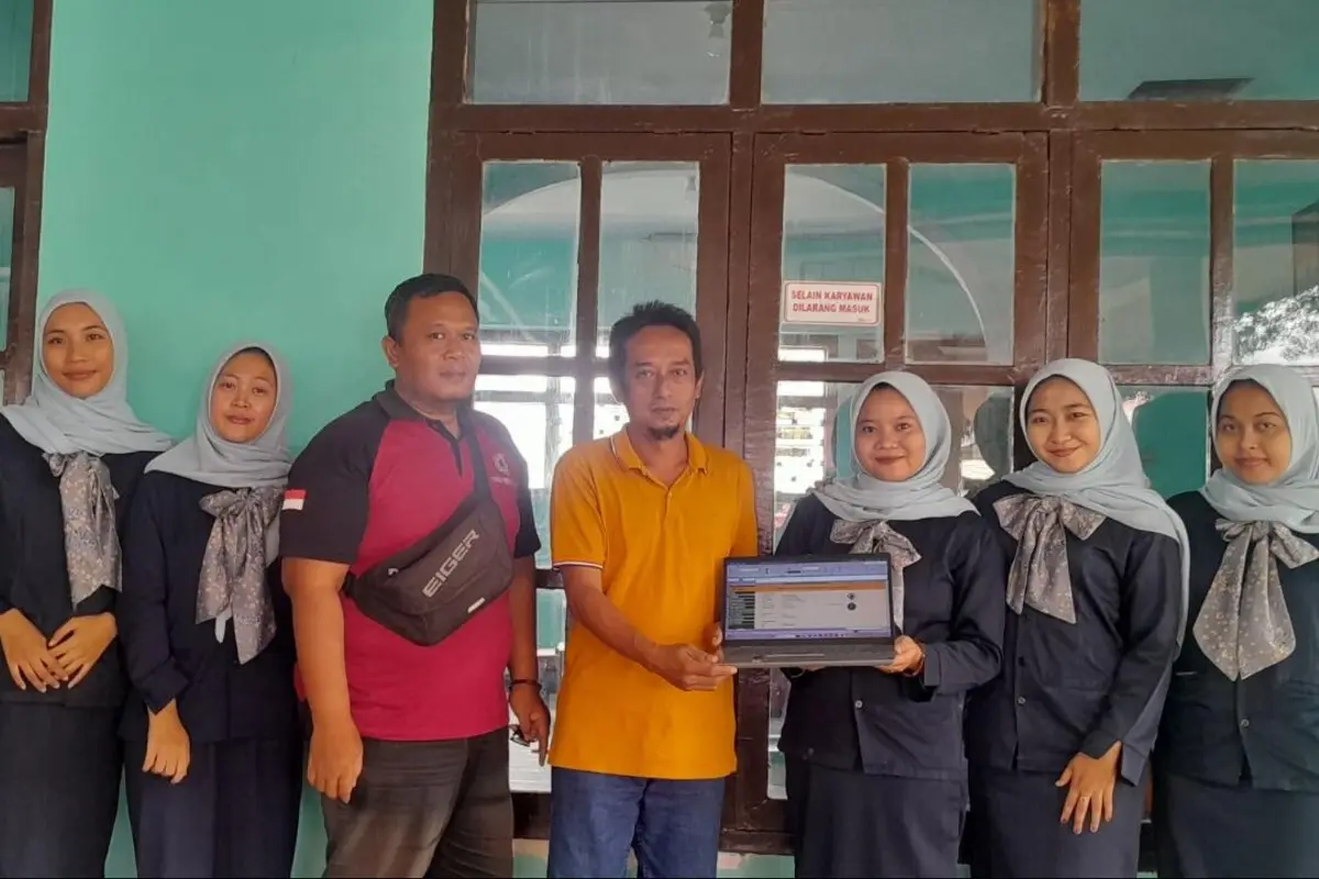 Sentuhan Digital Mahasiswa Polije, Ubah Pola Manual BUMDes Jember Jadi Sistem Transparan Berbasis Aplikasi