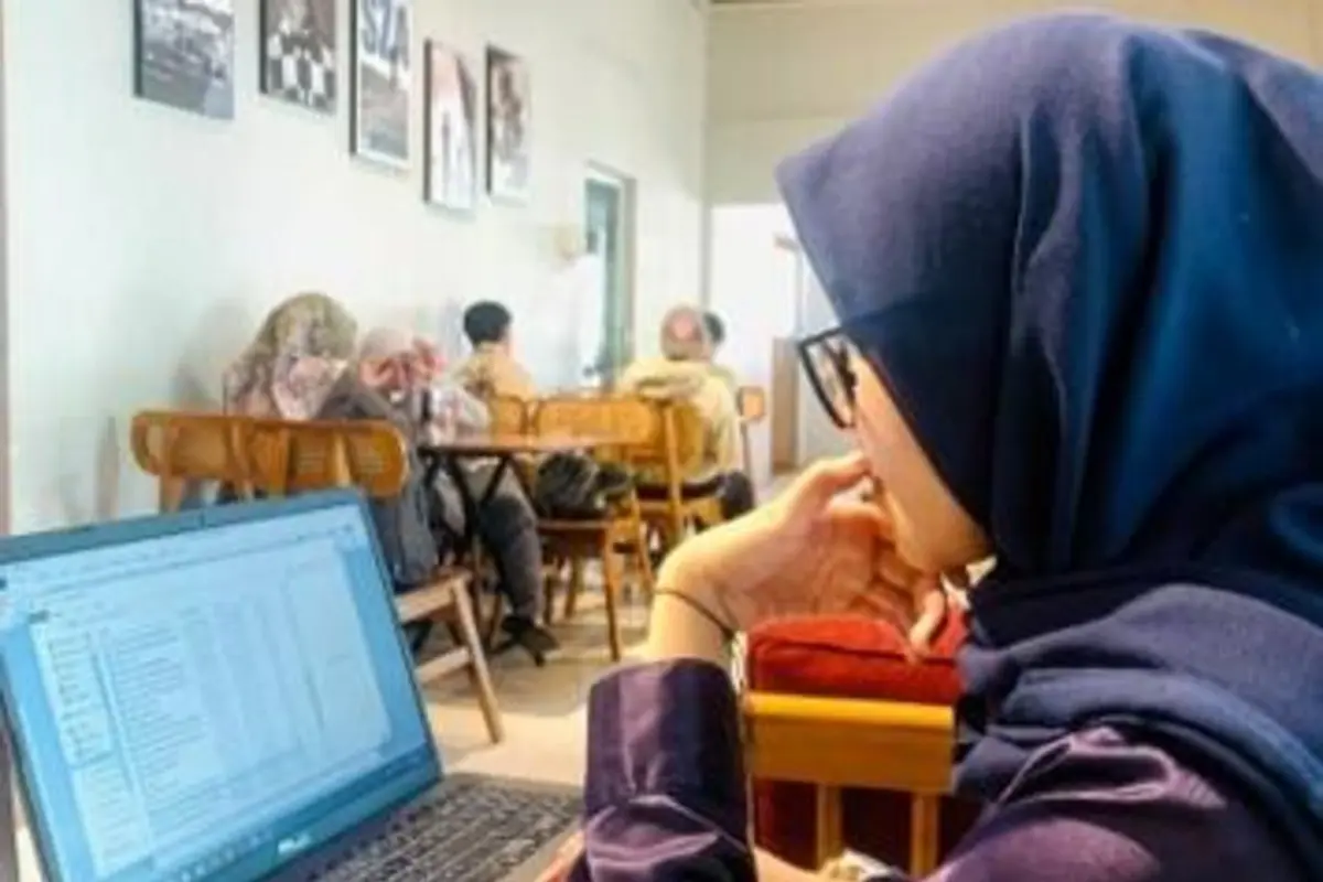 Tren Baru Mahasiswa Malang: Kafe Jadi Ruang Belajar Favorit di Tengah Ragam Distraksi