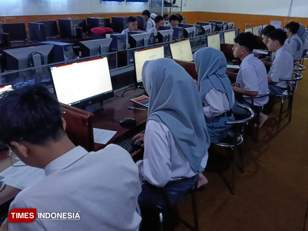 SMA Islam NU Pujon - 1