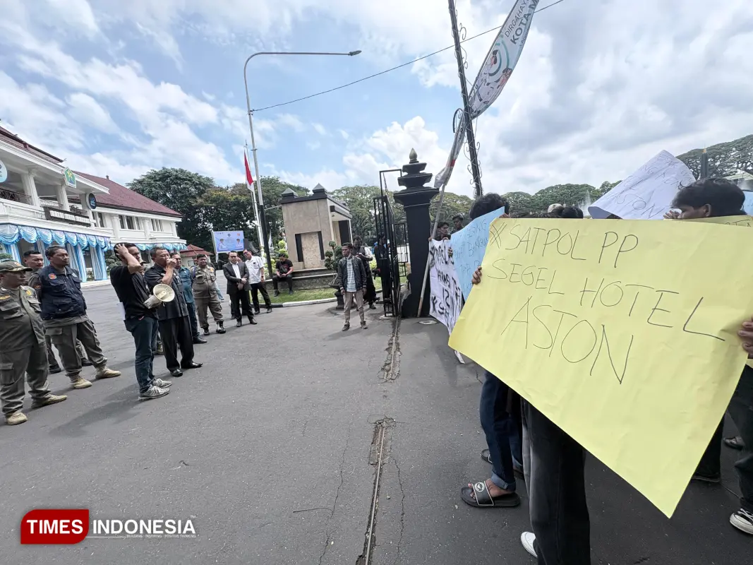 Aksi demonstrasi AMMPERA 3