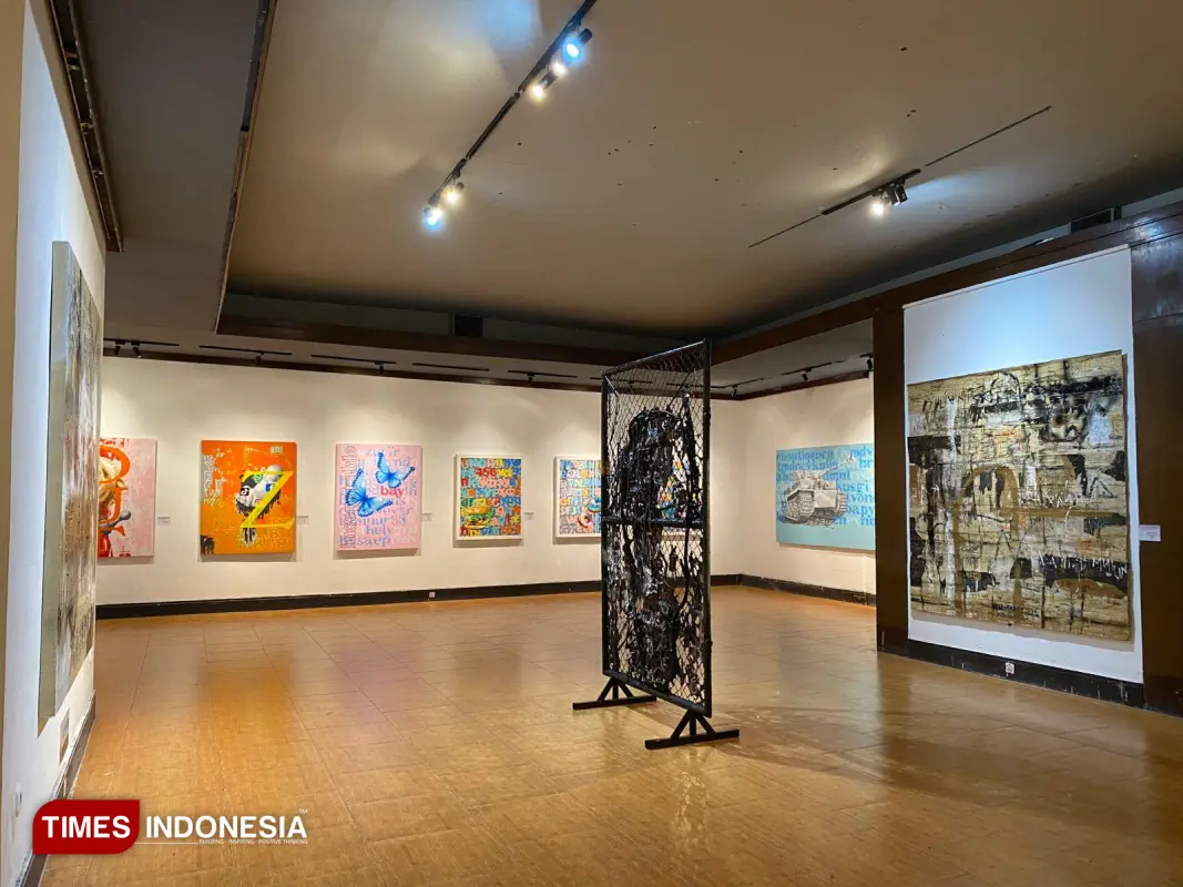 Gerbang Galeri Raos Kota Batu - 2