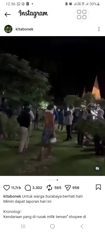 Tangkapan layar pecah kaca