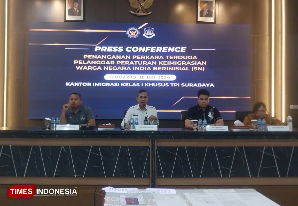 Imigrasi Surbaya Agus Winarto