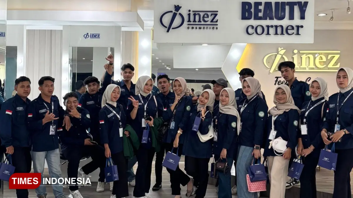 Dari Laboratorium Kampus ke Ruang Produksi; Ratusan Mahasiswa Akafarma Sunan Giri Kunjungi PT. Inez Cosmetics