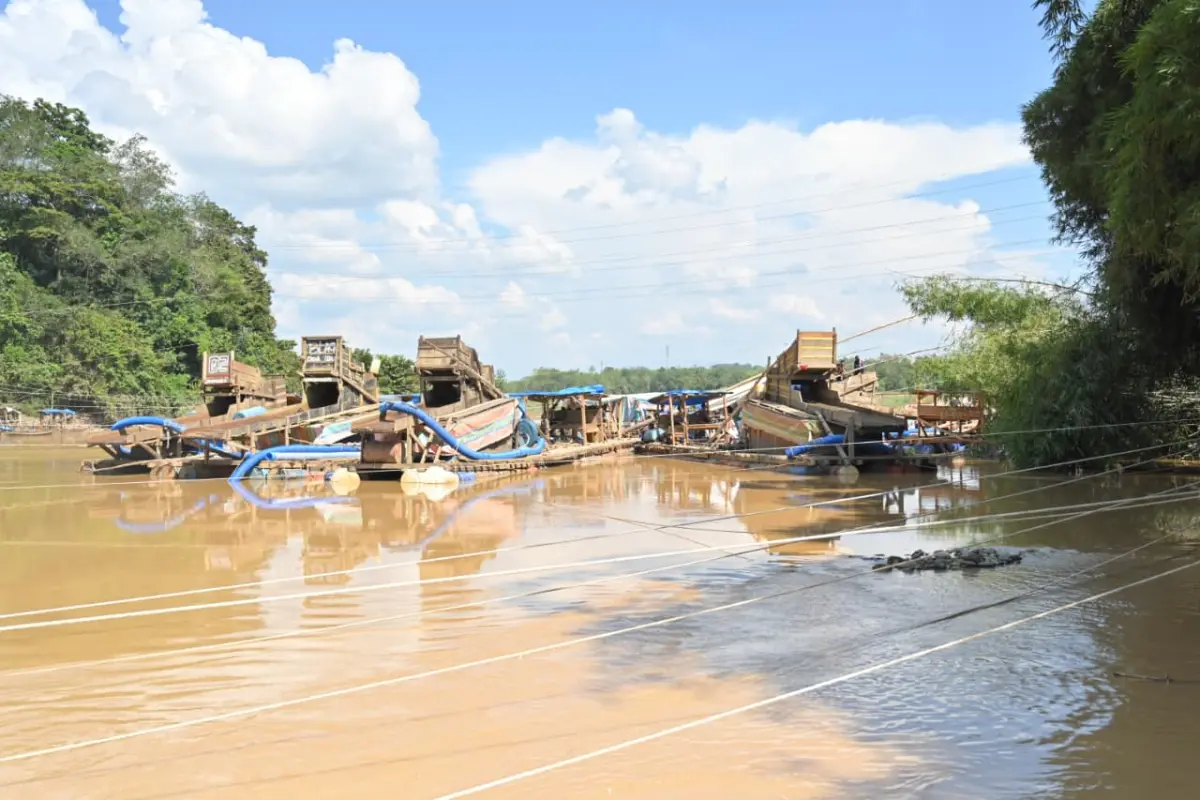 Gubernur Sumbar Mahyeldi Ansharullah 4