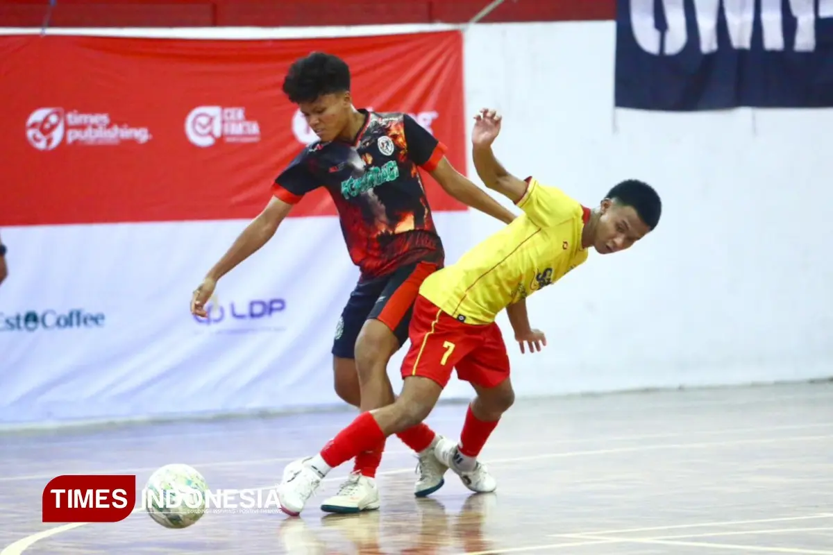 TIMES Football Futsal 5