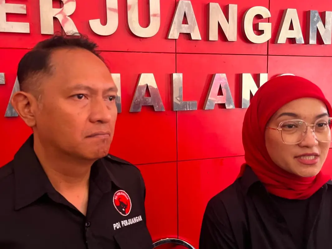 Ketua DPC PDIP Kota Malang, Amithya bersama ketua pelaksana, Yiyesta Ndaru Abadi (FOTO: Istimewa)