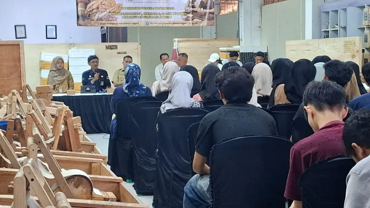 Pekerja perusahaan rokok ikuti pelatihan
