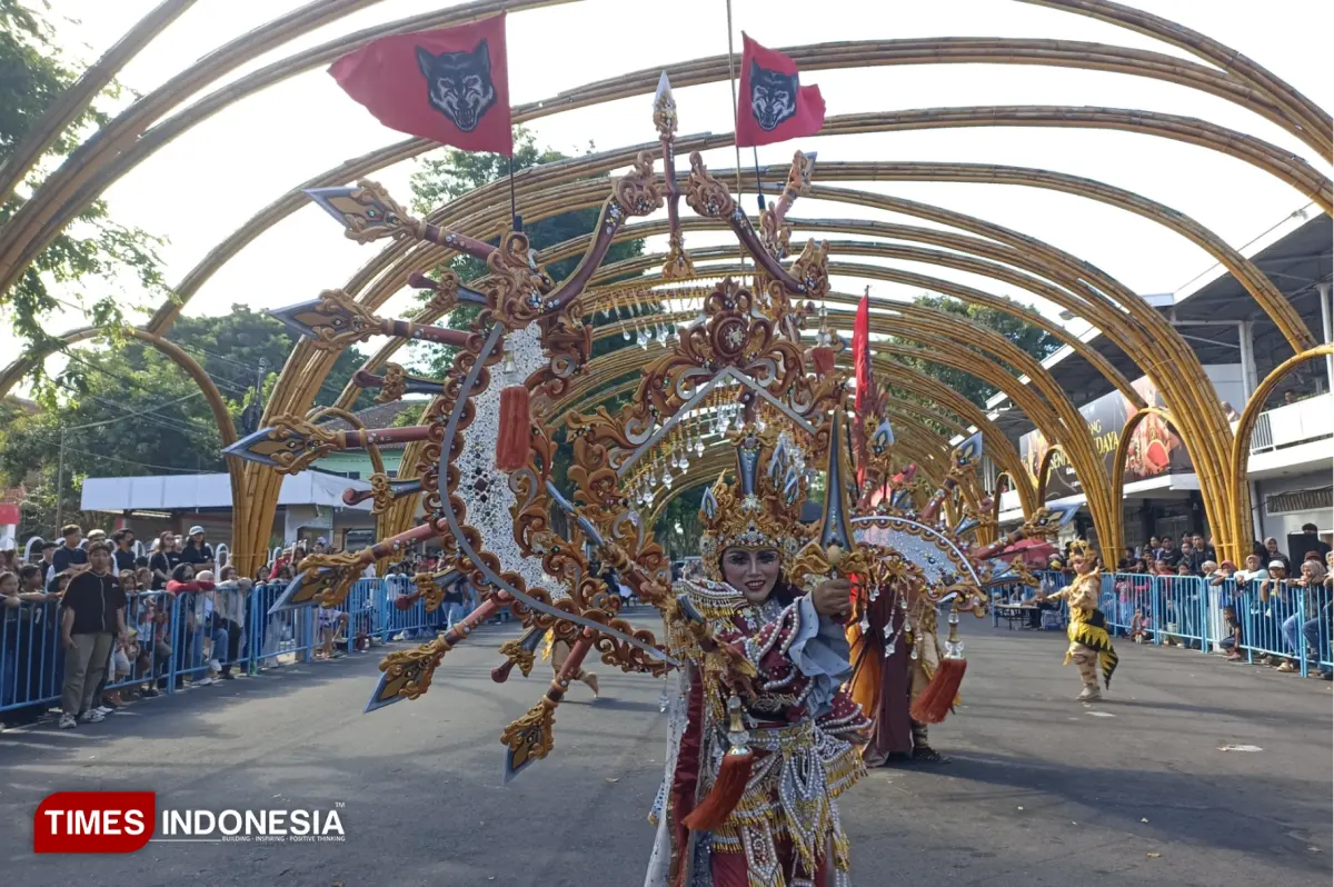 Penampilan peserta BEC 2026 sub tema alat genderang perang. (FOTO: Ikromil Aufa/TIMES Indonesia)