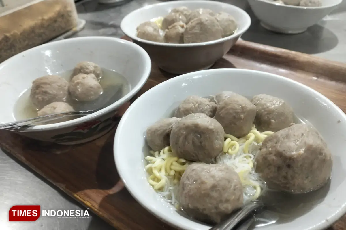 Legenda Kuliner Tasikmalaya, Baso Mas Wiji Laris Diserbu Pemudik
