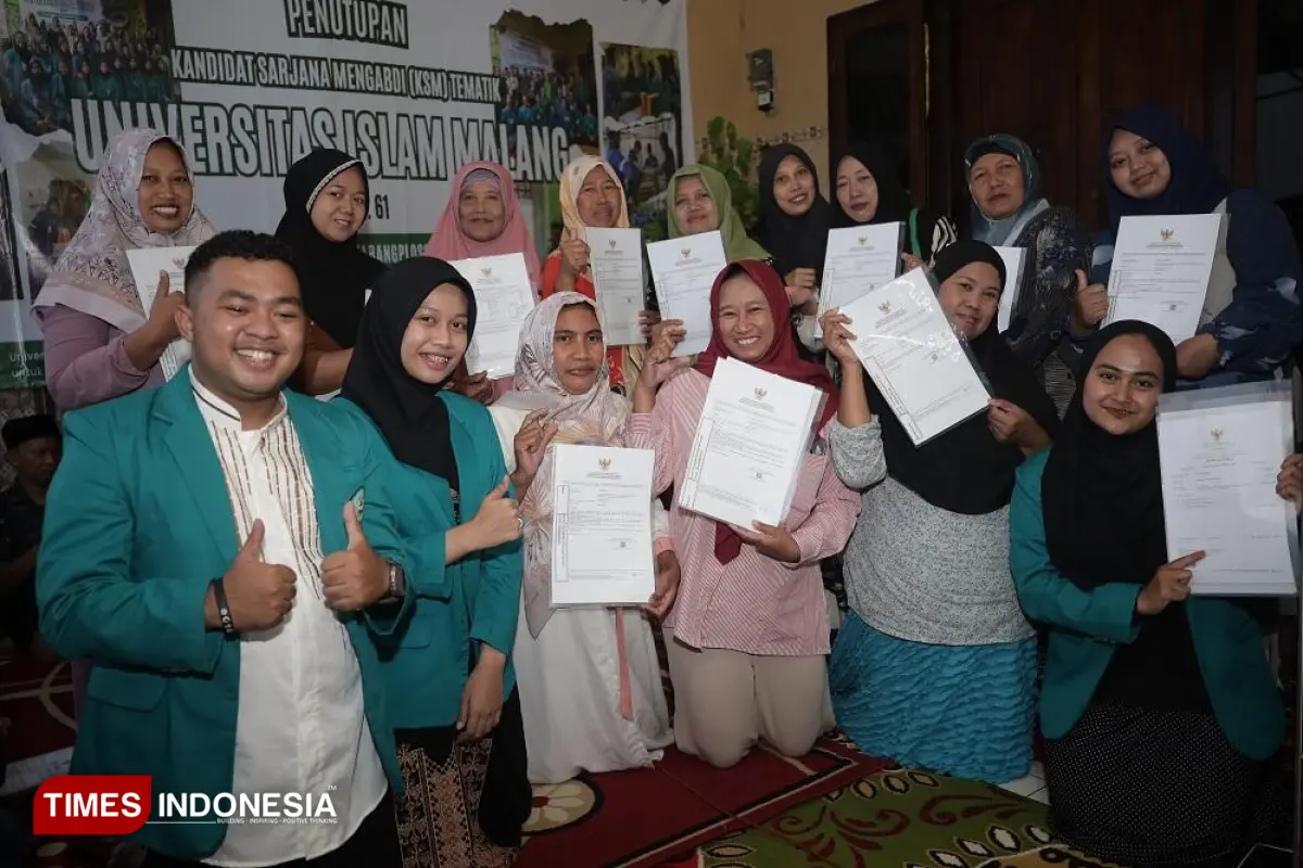 Dari Legalitas hingga Digitalisasi: Aksi Nyata KSM-T UNISMA Kelompok 61 Majukan UMKM Desa Ampeldento