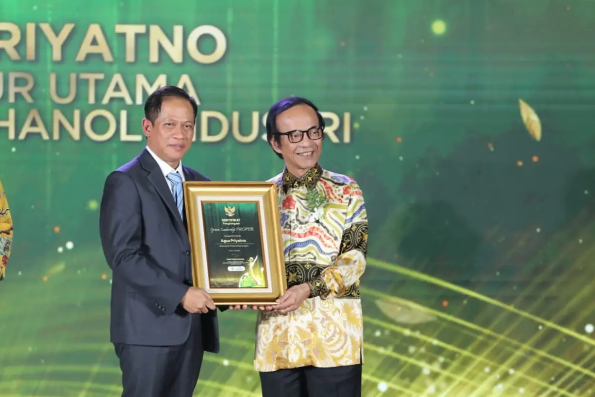 Lakukan Transformasi Perilaku dan Bisnis, PT KMI Raih Green Leadership 2025