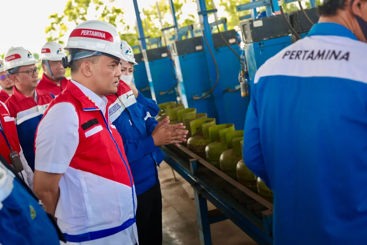 Stok Elpiji Jateng Capai 6 Kali Kebutuhan, Gubernur Ahmad Luthfi Minta Warga Tak Panik