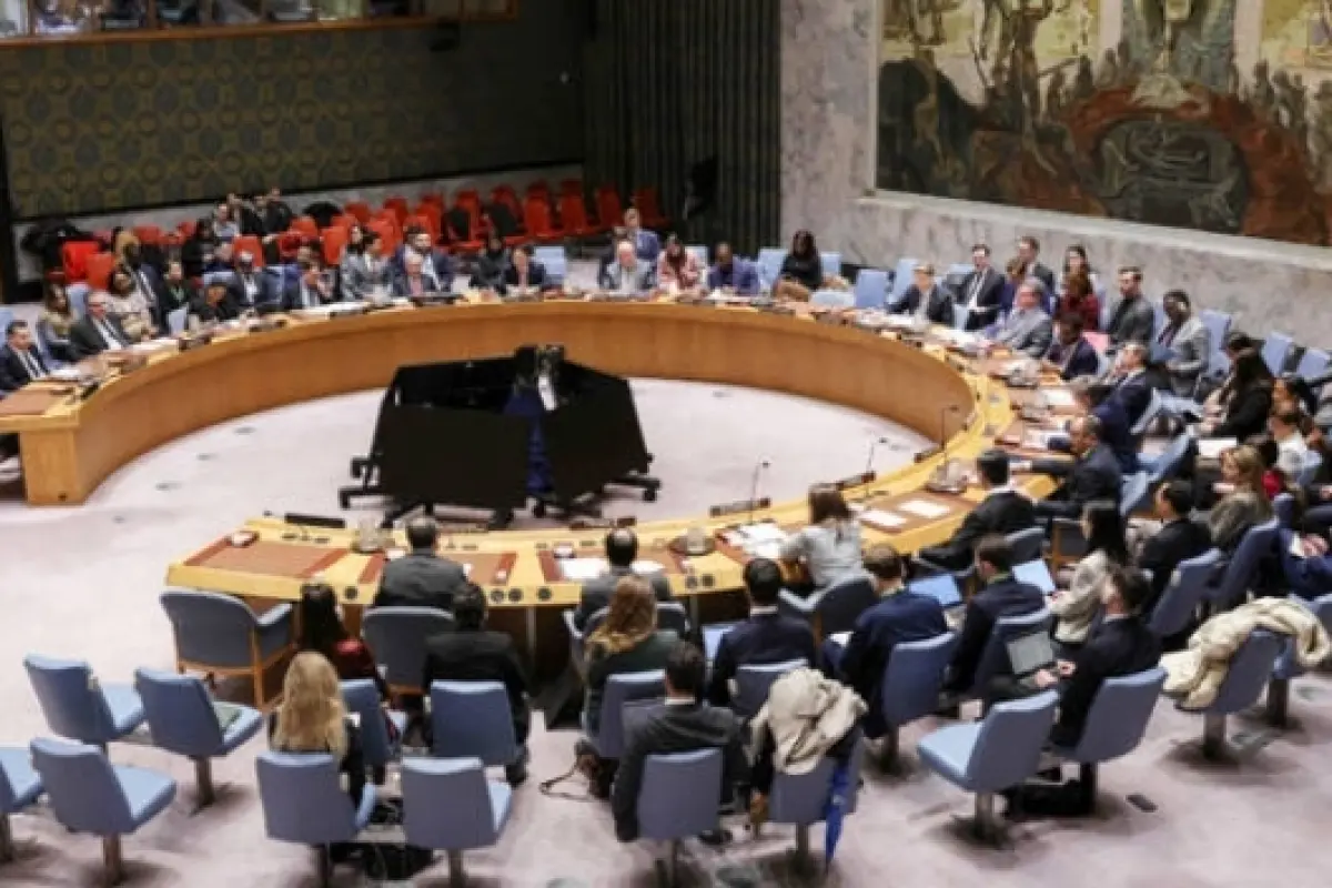 Veto Rusia-China Gagalkan Resolusi Selat Hormuz