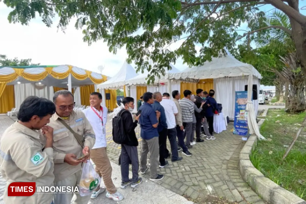Sektor Industri Gresik Diminta Terapkan WFH Tanpa Kurangi Gaji