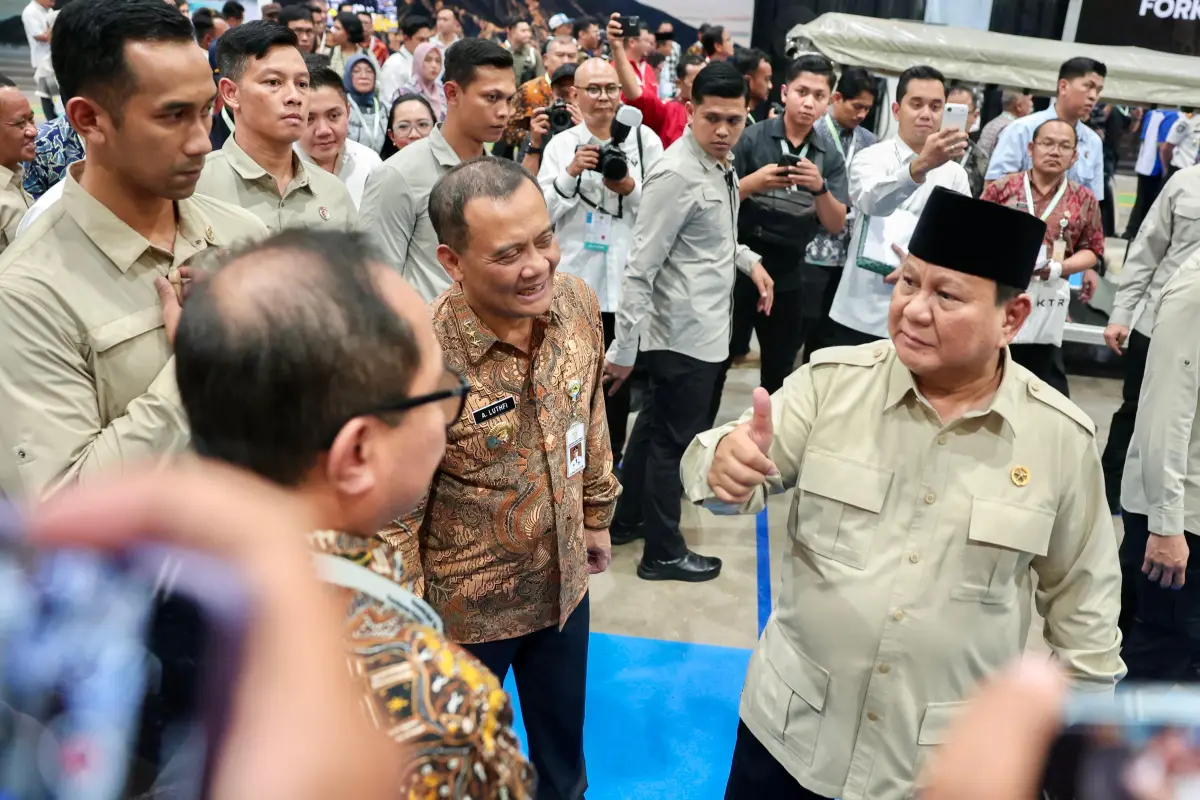 Presiden Puji Pemprov Jateng Pesan Bus Listrik, Percepat Transisi Energi Bersih