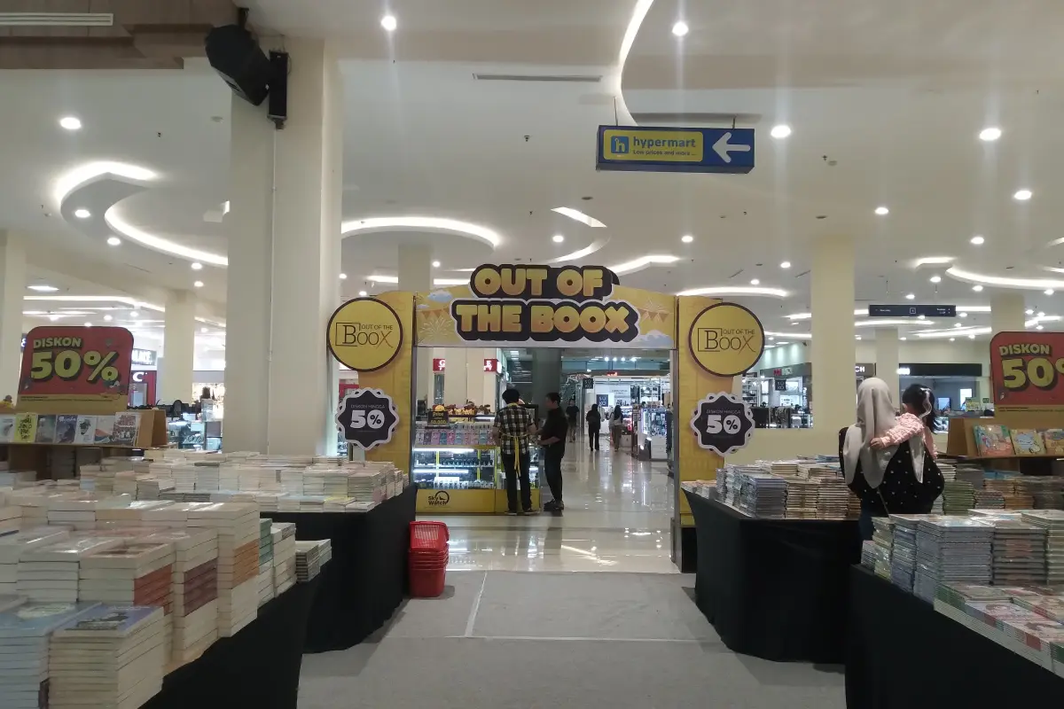 Bazar Buku Murah di Matos, Diskon hingga 50 Persen dan Koleksi Internasional