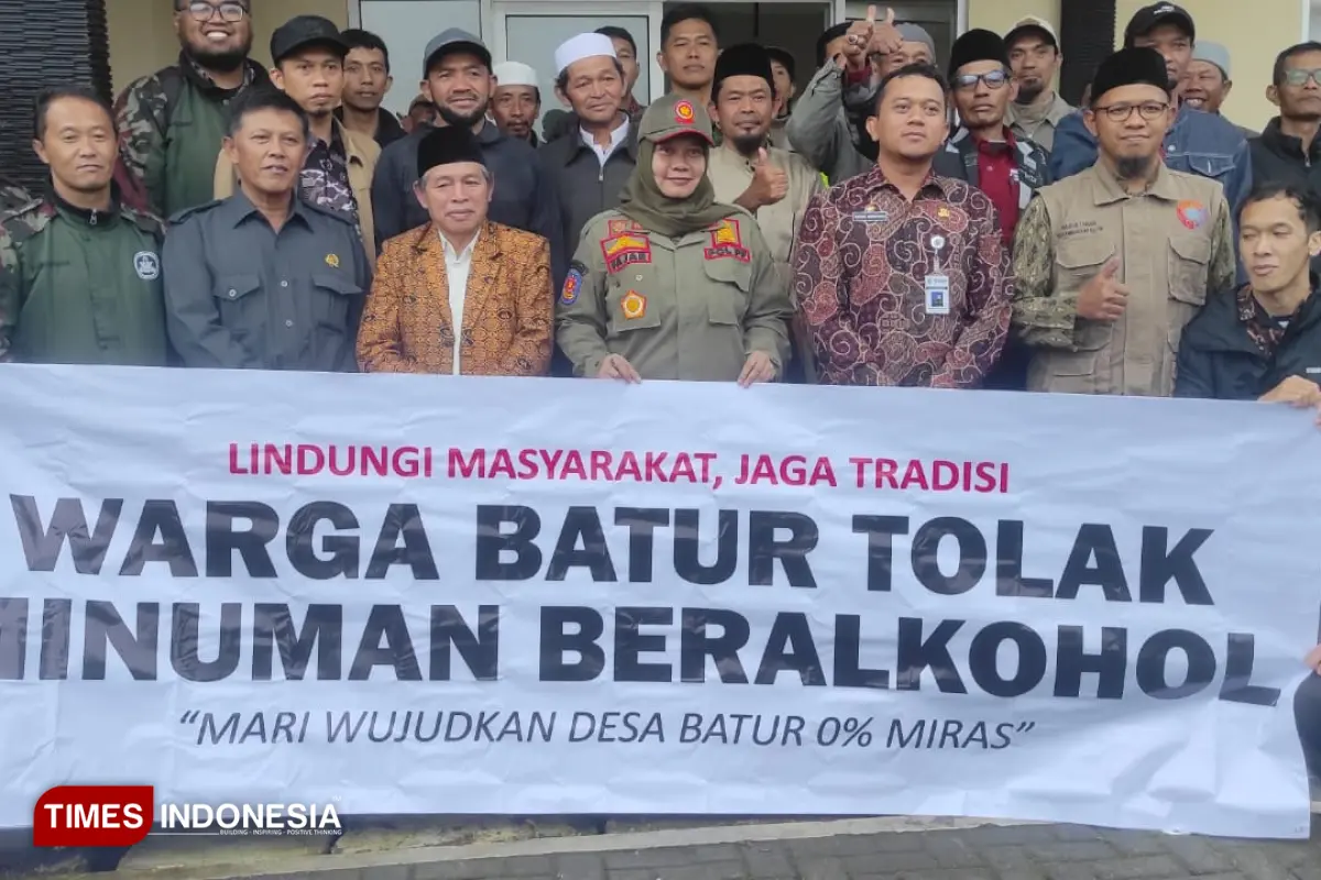 Berbagai Elemen  Masyarakat Bersama Forkopimcam Batur Banjarnegara Deklarasi Zero Miras ‎