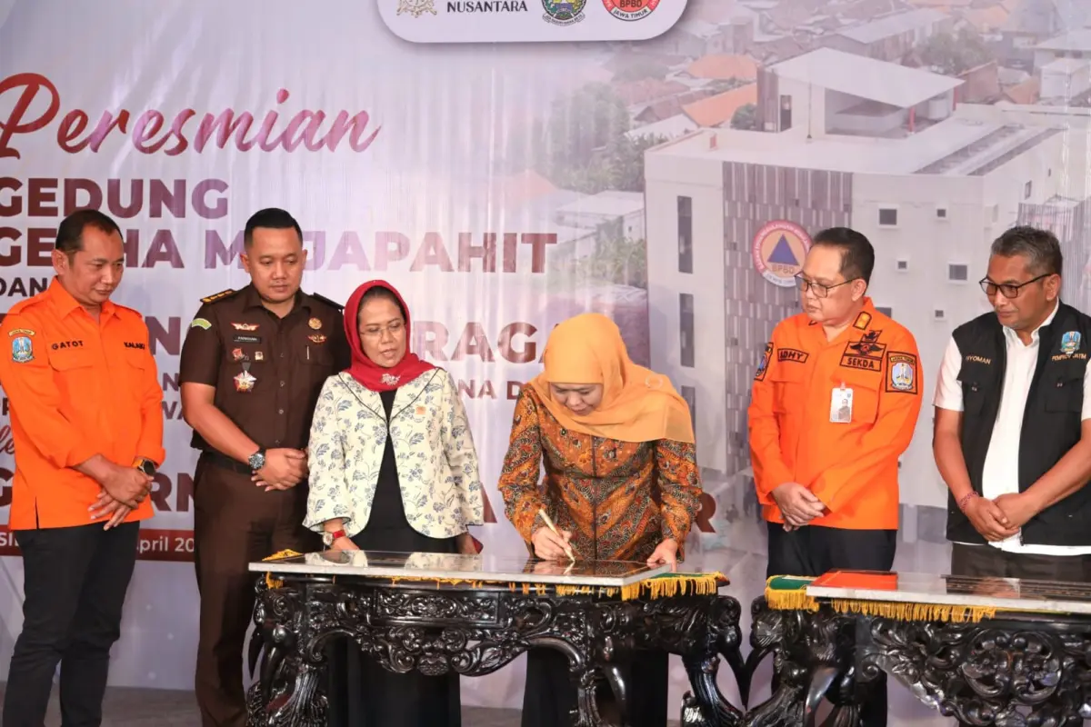 Gubernur Khofifah Resmikan Gedung Gerha Majapahit dan GOR BPBD Jatim