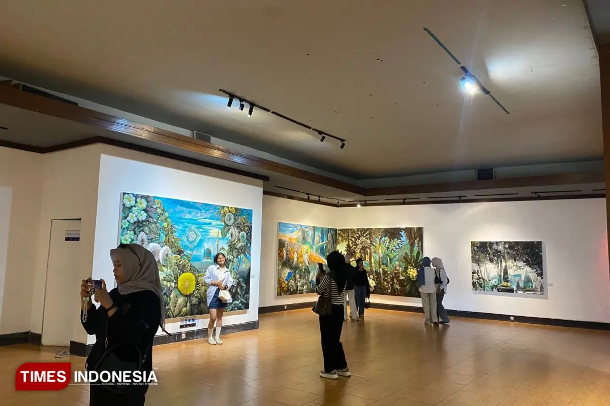 Paradoks Mitologi, Pertarungan Spirit dan Logika dalam Pameran Sastra Rupa