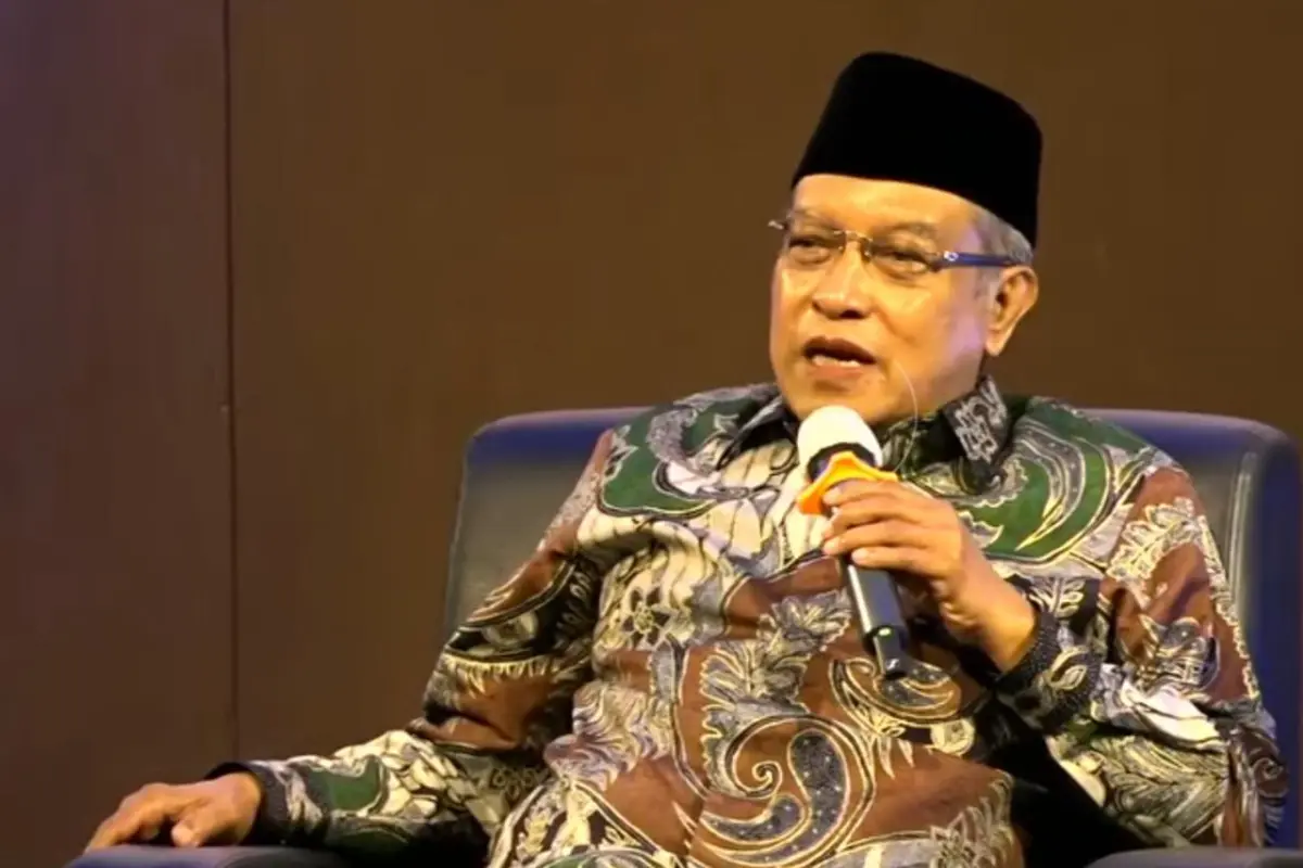 Tiga Tokoh Nasional Hadiri Wisuda Tahfidz dan Haul Kiai Khozin di Udanawu Blitar