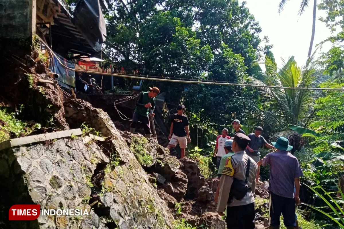 Longsor Susulan Hantui Warga Karangpanimbal, Dinas PU Kota Banjar Didesak Perbaiki TPT