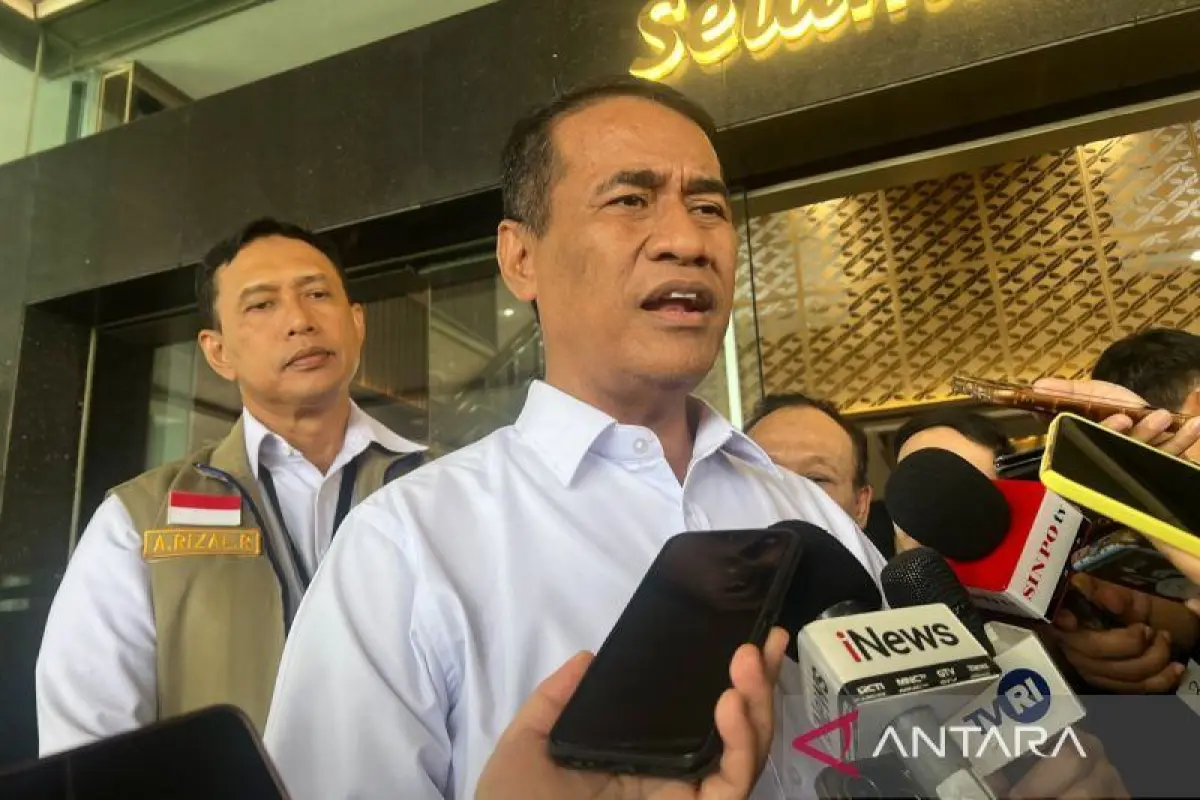 Stok Beras Bulog Tembus 4,7 Juta Ton, Mentan Amran: Prestasi Luar Biasa