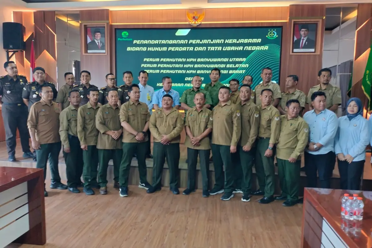 Perhutani dan Kejari Perkuat Kolaborasi Jaga Hutan Banyuwangi Makin Lestari