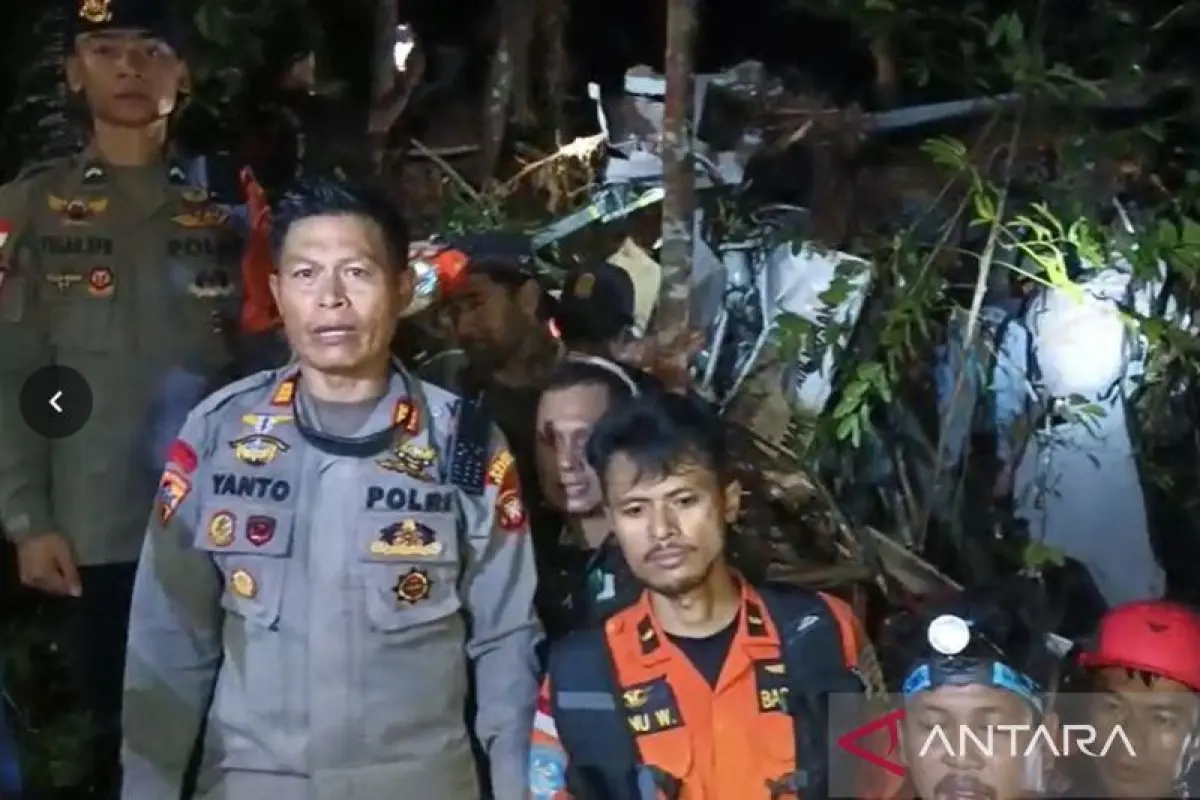 Evakuasi Korban Helikopter PK-CFX di Sekadau Dilanjutkan Besok