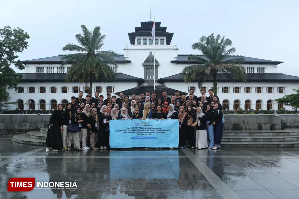Dua Tendik UNMER Malang Siap Dorong Transformasi Digital dan Kualitas Layanan Kampus