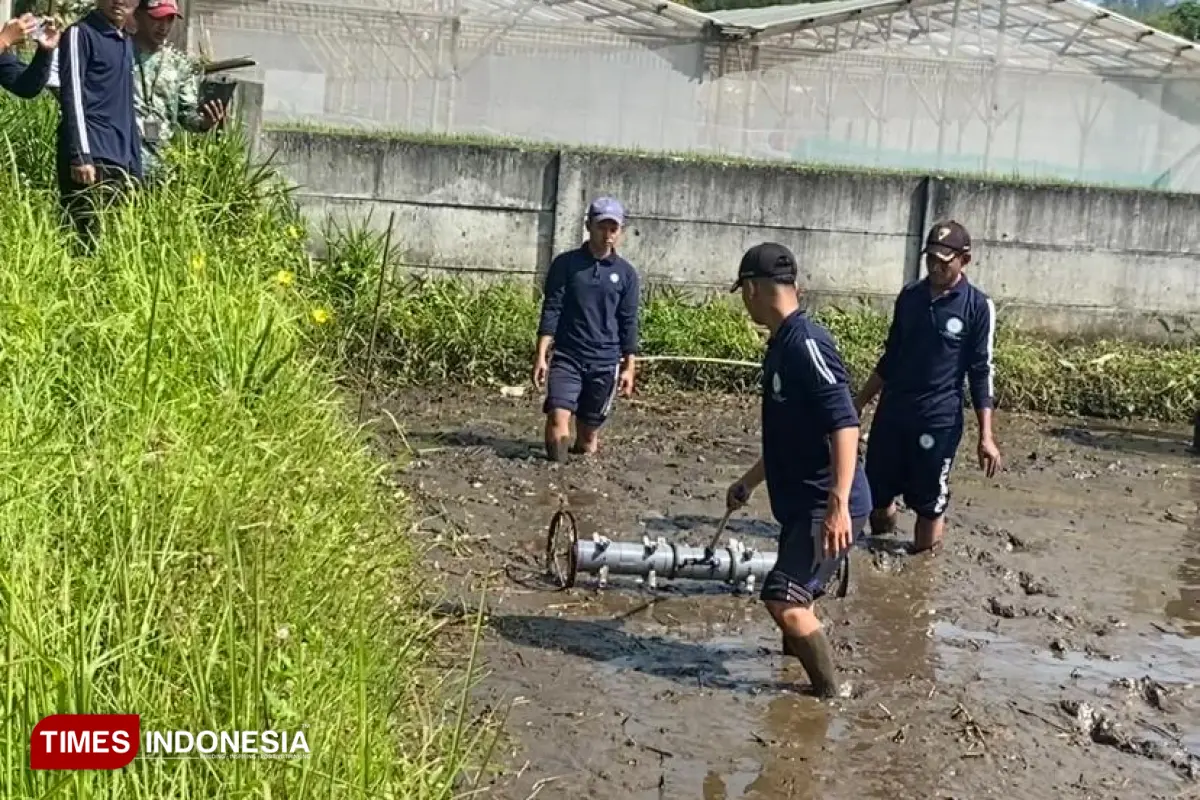 Menuju Lapangan, Mahasiswa Polbangtan Malang Perkuat Kompetensi Alsintan Tabela
