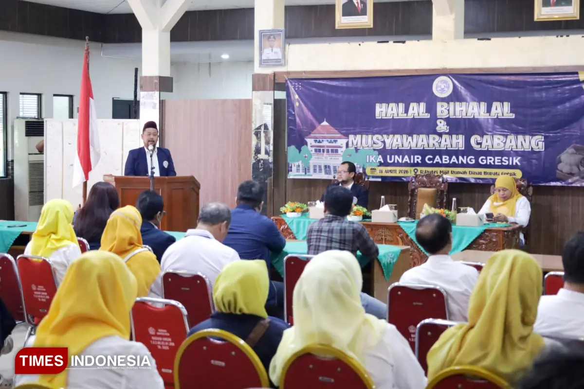 Rum Pramudya Pimpin IKA Unair Gresik, Bupati Yani Dorong Sinergi Bangun Daerah
