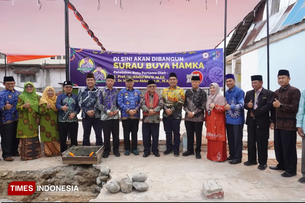 Mendikdasmen Letakkan Batu Pertama Surau Buya Hamka di Kauman Padang Panjang
