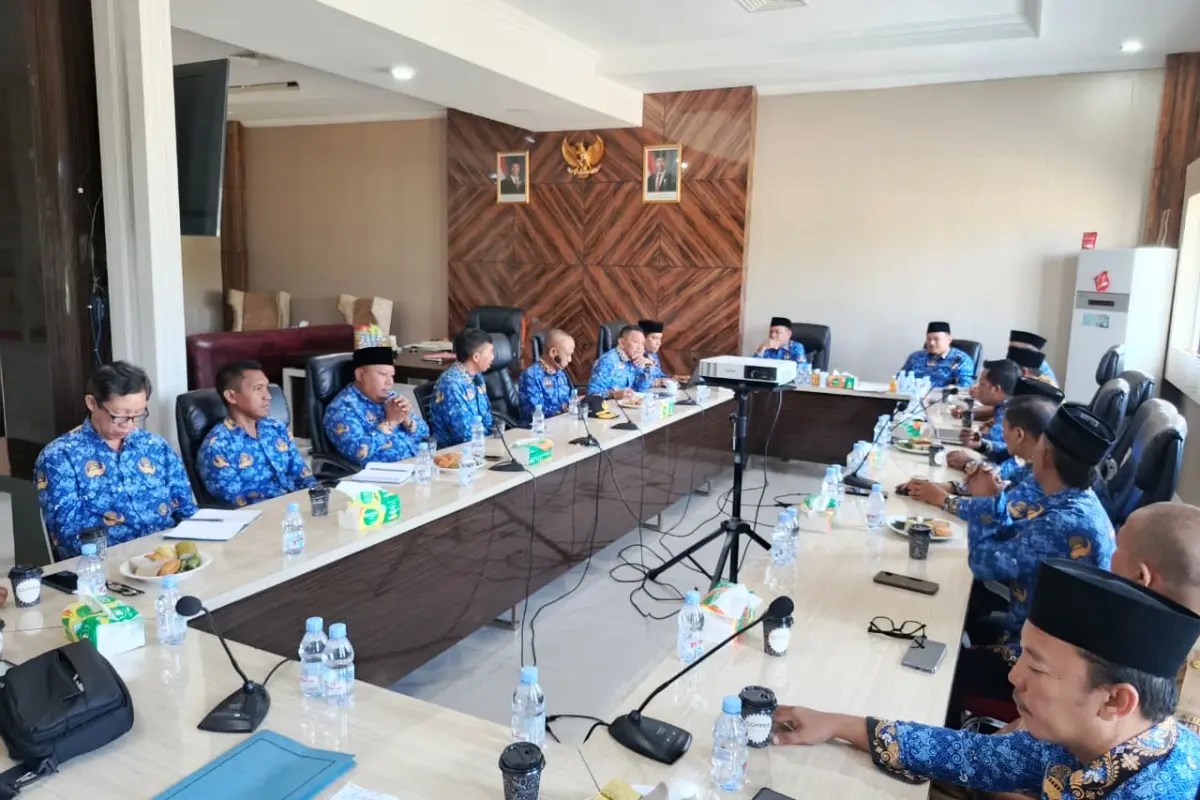 Deadline Perbup Pajak: Bupati Morotai Patok Target PAD, Siap Evaluasi OPD 'Lemot'