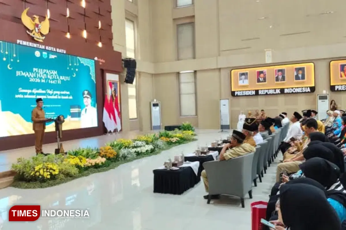 Wali Kota Batu Lepas 227 Jemaah Haji, Tertua Berusia 84 Tahun