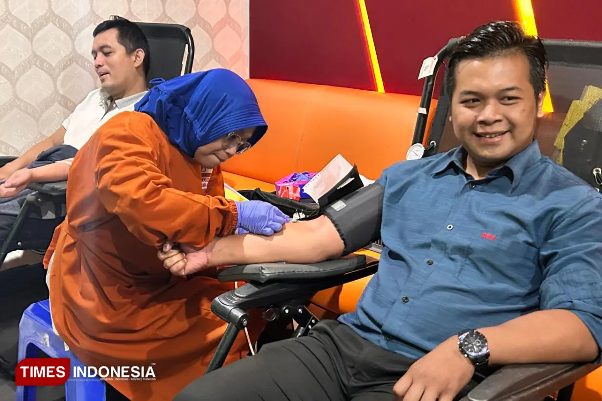 Peringati Hari Kartini, NAV Karaoke Keluarga Gelar Donor Darah