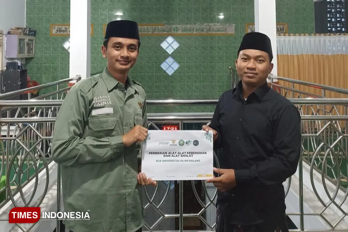 Mahasiswa Penerima BCB UNISMA Salurkan Dana Apresiasi BAZNAS