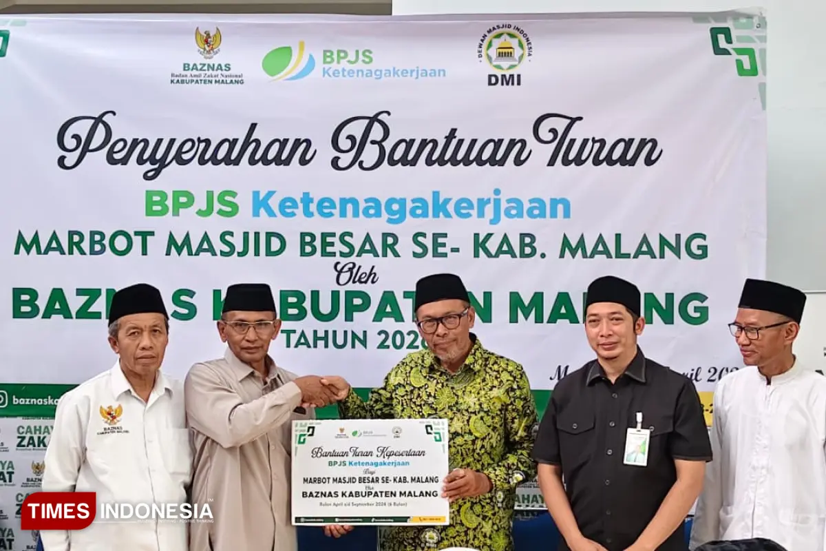 Marbot Masji Besar Kabupaten Malang Menerima Bantuan Iuran BPJS Ketenagakerjaan Bantuan Baznas
