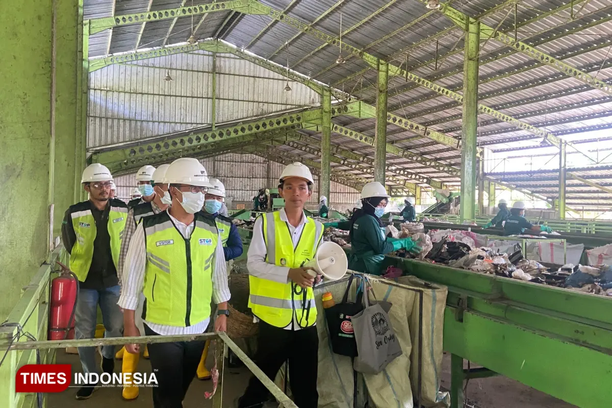 Gandeng TPS3R Balak, UIMSYA Banyuwangi Wujudkan Kampus Hijau Berbasis Pengelolaan Sampah