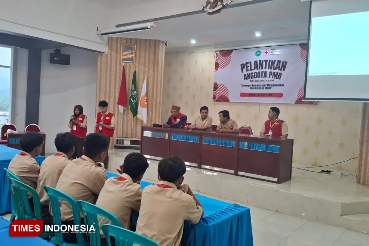 Diklat dan Pelantikan PMR SMA Islam NU Pujon Cetak Generasi Tangguh dan Peduli