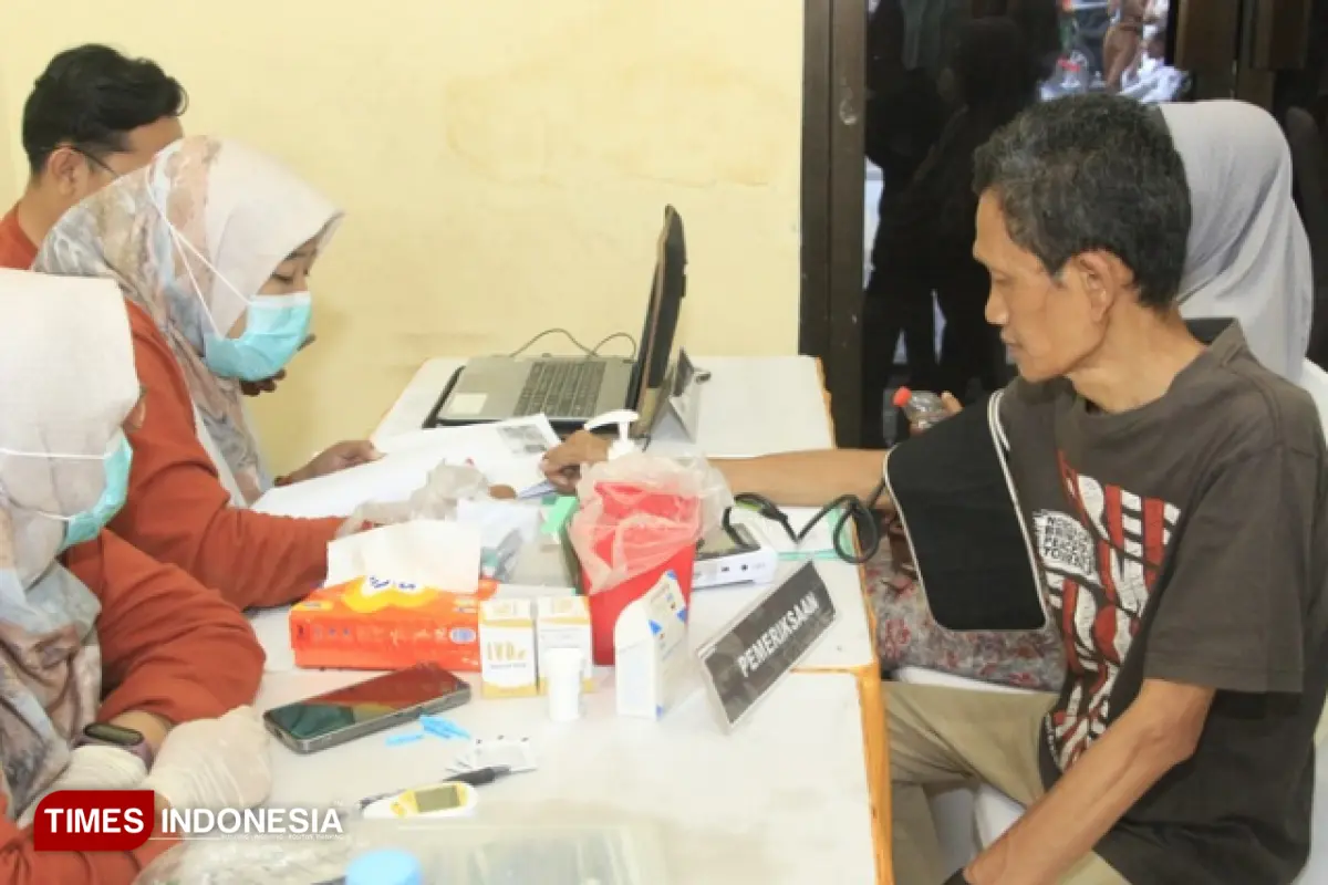 HPN 2026: Wartawan Gresik Gelar Baksos Kesehatan dan Donor Darah