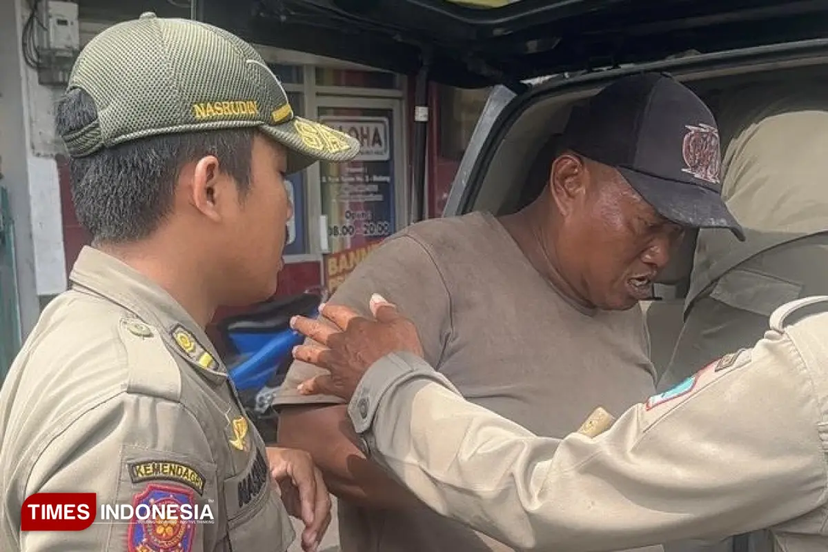 Pengamen Gedor Kaca dan Acungkan Jari Tengah di Kota Malang Ditangkap Satpol PP