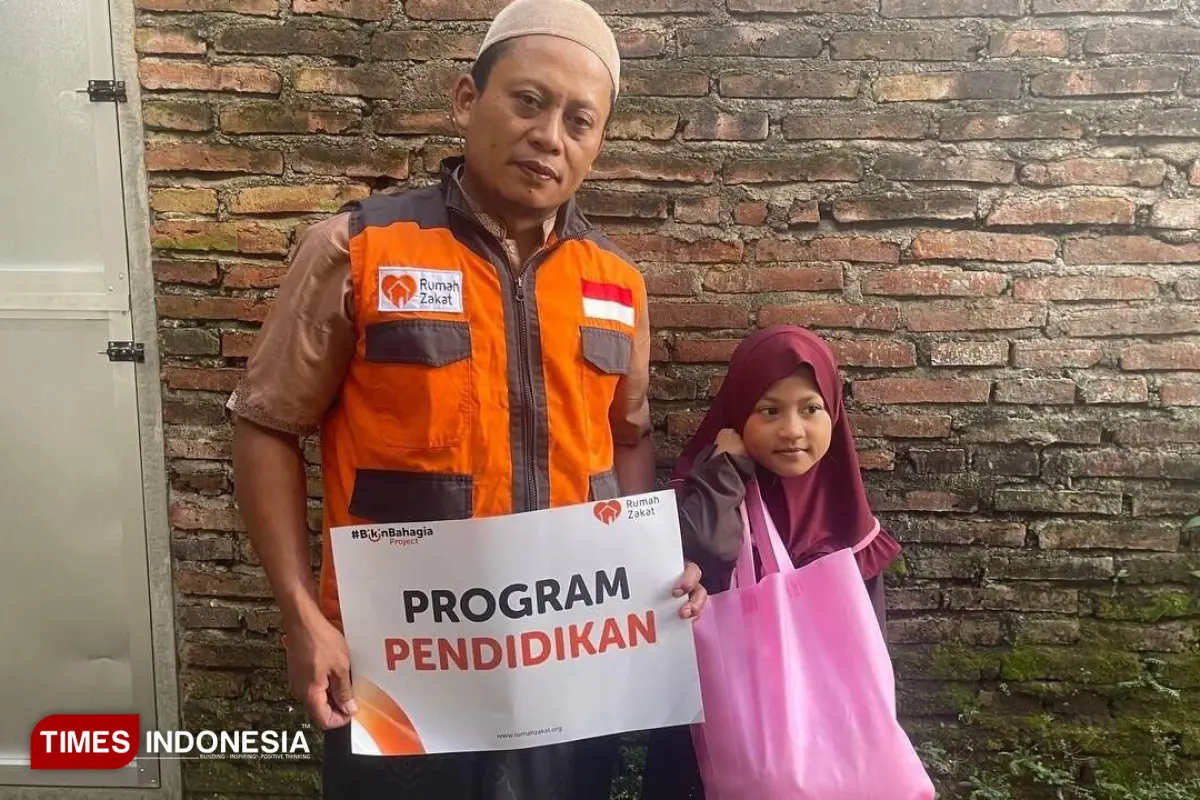 Harapan di Balik Seragam dan Buku, Rumah Zakat Salurkan Kado Yatim dan Dhuafa di Kabupaten Malang
