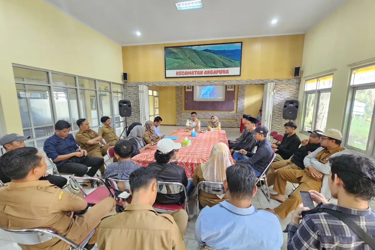Perangi Hoaks, Diskominfo Majalengka Bekali Admin Desa Kelola Media Sosial Profesional