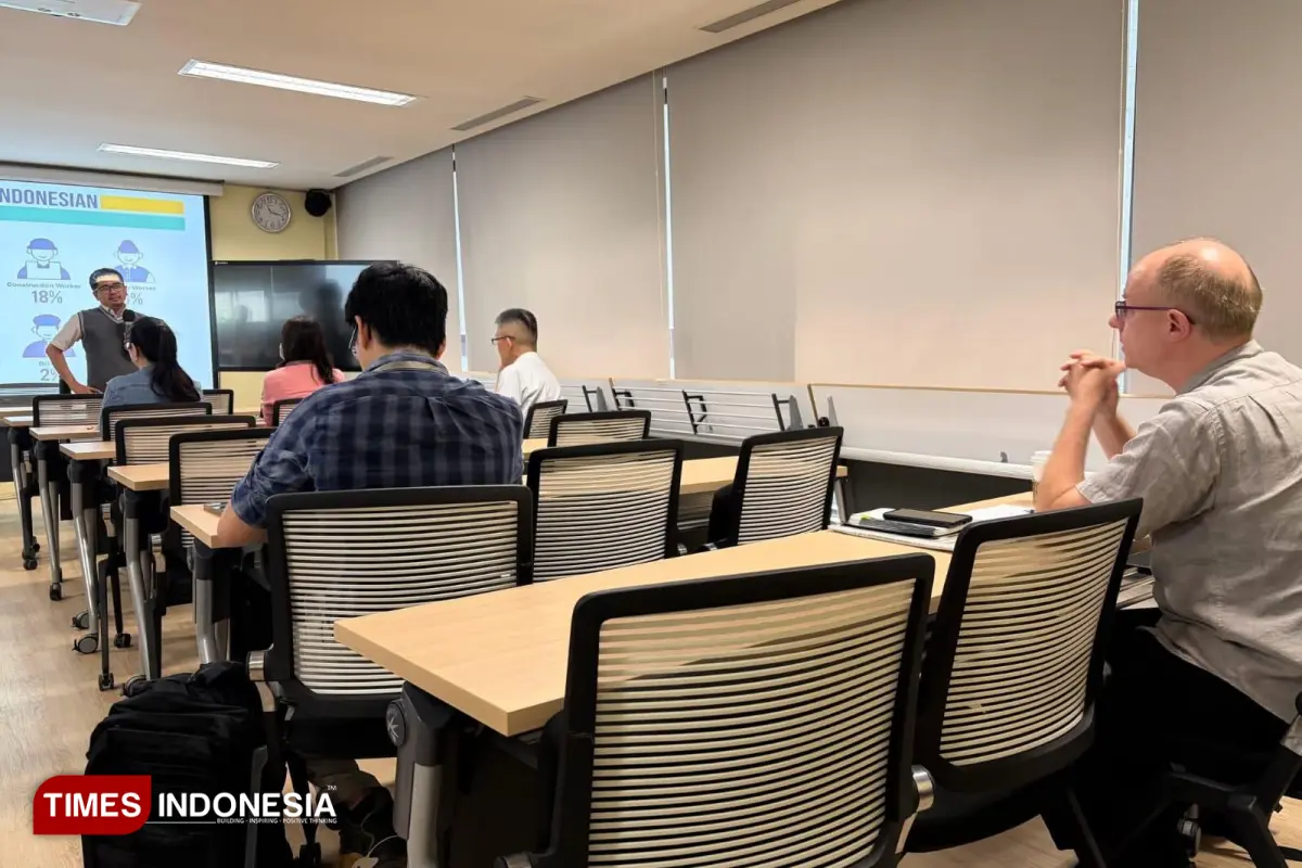 Dosen FKIP UNISMA Beri Kuliah Tamu di National Taiwan University