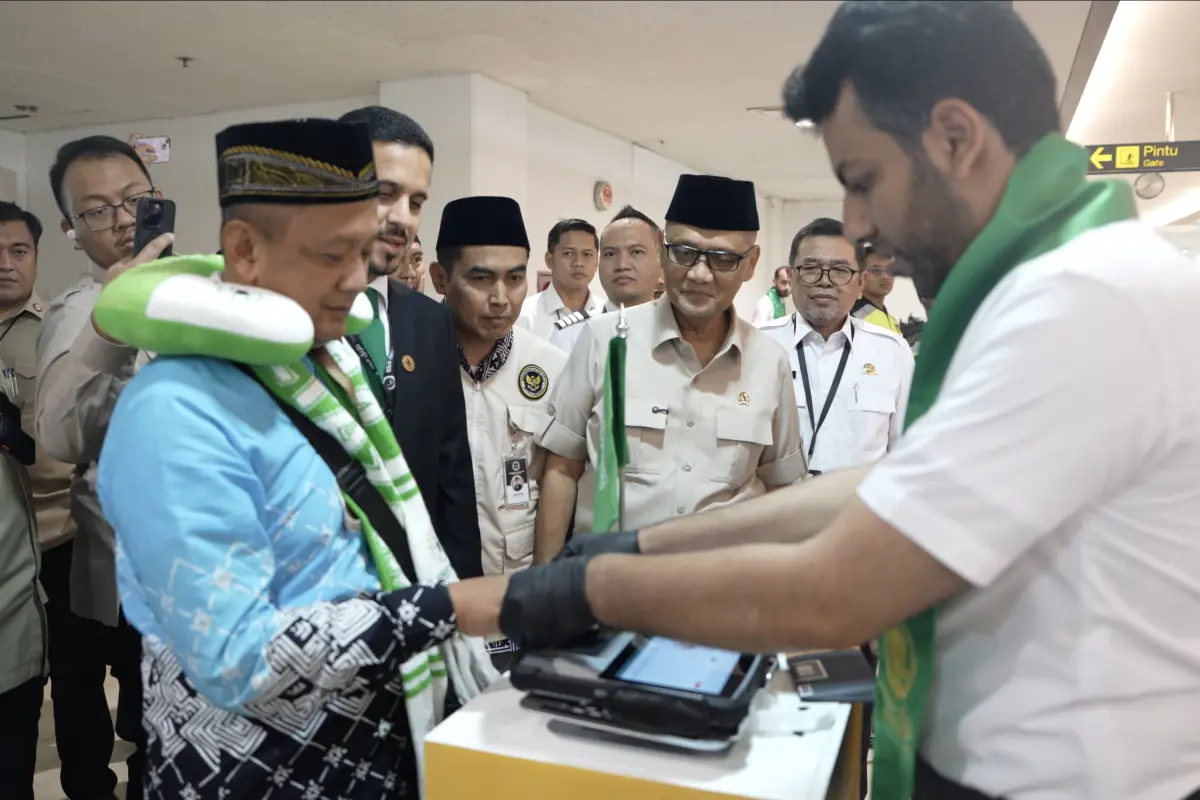 Menhaj Tinjau Makkah Route di Juanda, Tegaskan Transformasi Layanan Berbasis Kemudahan
