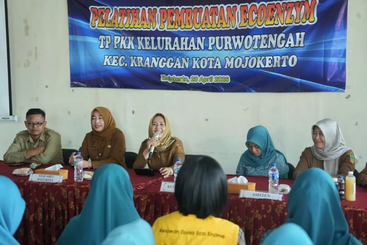 Pelatihan Eco enzim Dorong Warga Kota Mojokerto Kelola Sampah Rumah Tangga