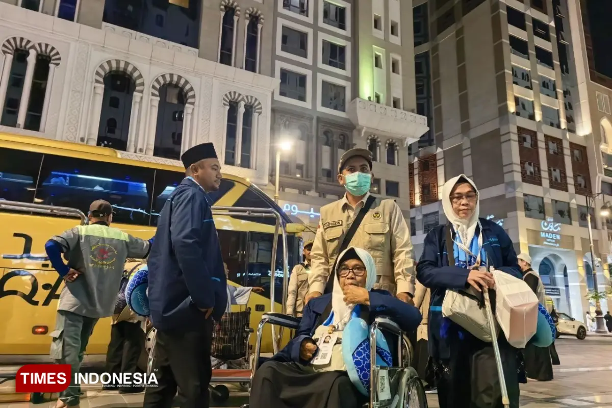 Kadaker Madinah Imbau Jemaah Haji Lansia dan Disabilitas Tidak Turun Saat Miqot di Bir Ali
