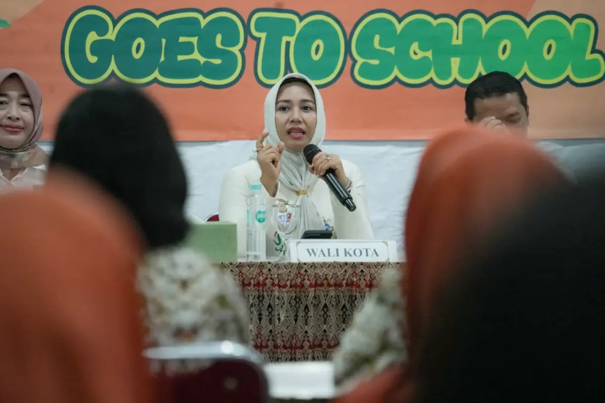 Wali Kota Mojokerto Edukasi Pola Makan Sehat bagi Para Pelajar